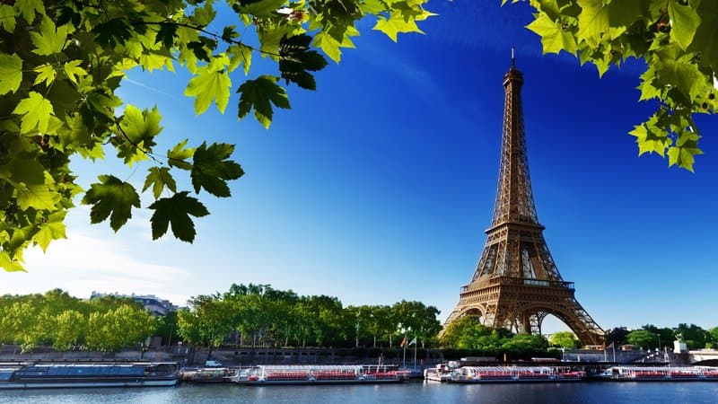 Torre Eiffel Paris ao entardecer